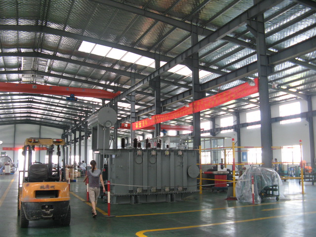 油浸式变压器生产车间